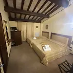 Hotel apartamentowy Residenza Collefiorito Corchiano