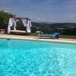 Residenza Collefiorito Hotel apartamentowy