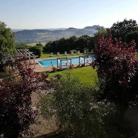 Ξενοδοχείο με διαμερίσματα Residenza Collefiorito 3*