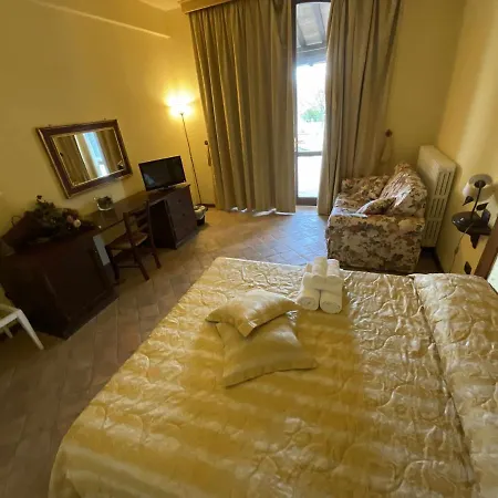 Residenza Collefiorito Апарт-отель