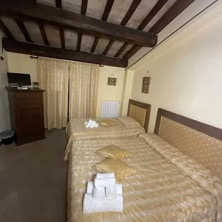 Apartmanhotel Residenza Collefiorito 3*