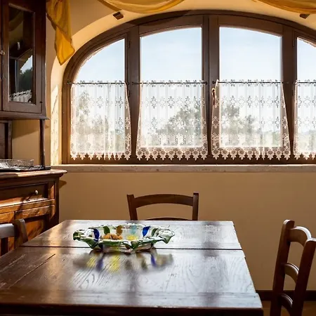 Apartmanhotel Residenza Collefiorito 3*