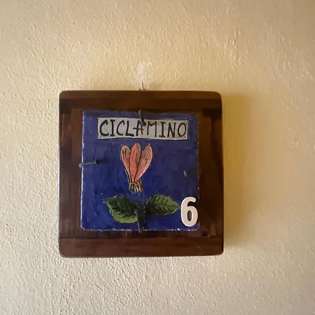 Residenza Collefiorito Апарт-отель Corchiano