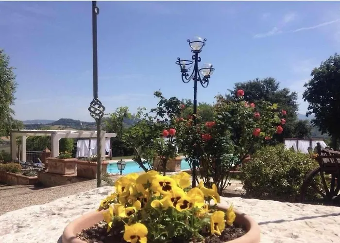 Residenza Collefiorito Aparthotel