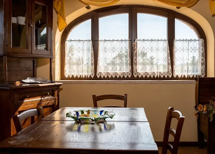 Aparthotel Residenza Collefiorito 3*