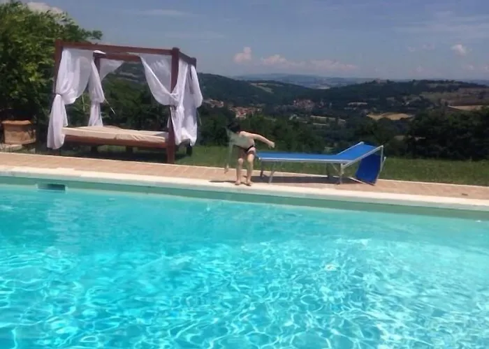 Residenza Collefiorito Aparthotel