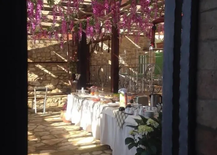 Residenza Collefiorito Aparthotel 3*